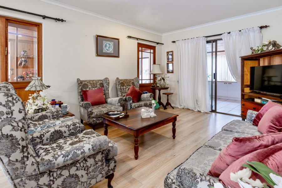 2 Bedroom Property for Sale in King George Park Western Cape